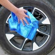 BLACKBIRD Microfiber Car & Bike Cleaning Cloth Soft 450 GSM (40 X 60 CM) - Image 4
